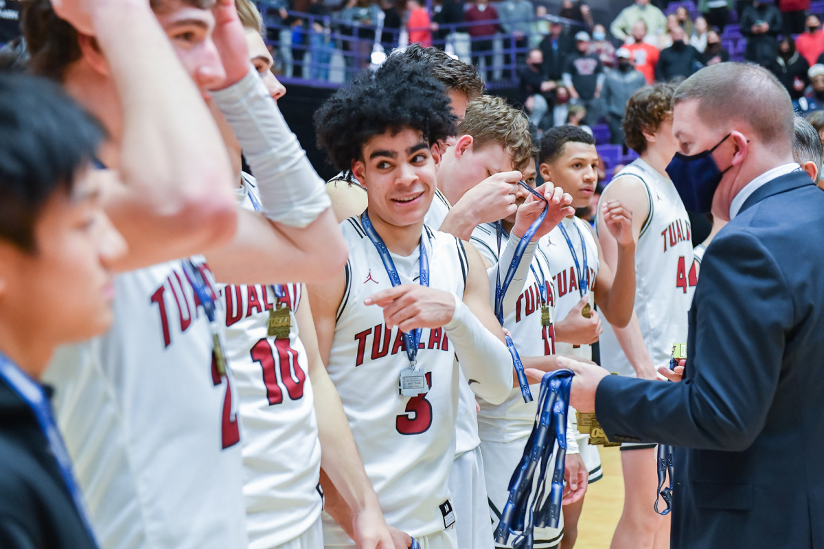 Tualatin Summit boys basketball Ken Waz 106
